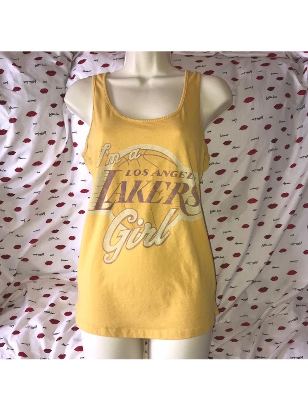 NBA hardwood classics I’m a Los Angeles Lakers girl Yellow Graphic Tank Top Med